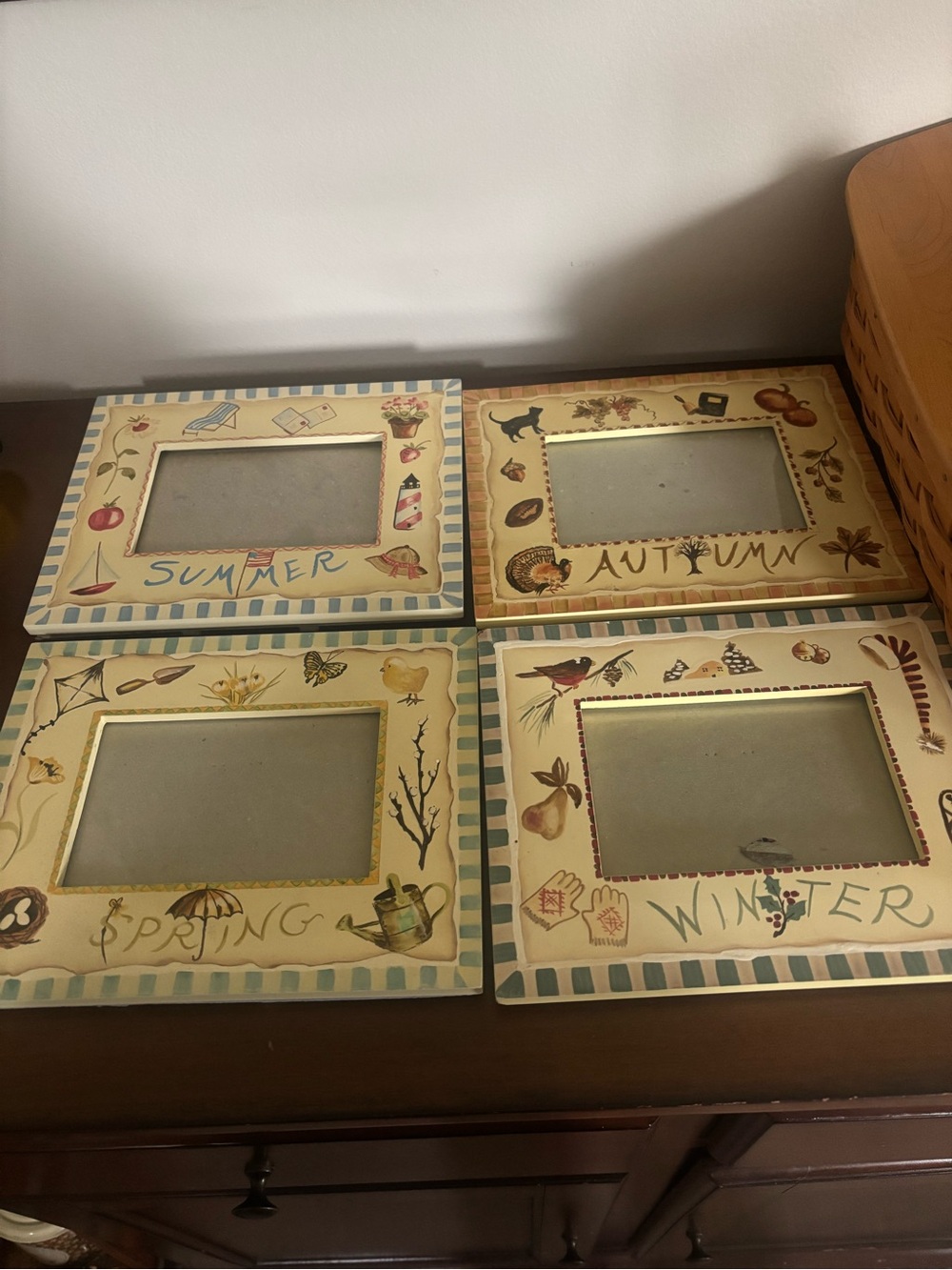 Vintage Exposures 4”x 6” set of 4 seasonal frames 90’s decor